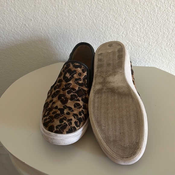 Steve Madden slip on sneakers - Picture 3 of 3